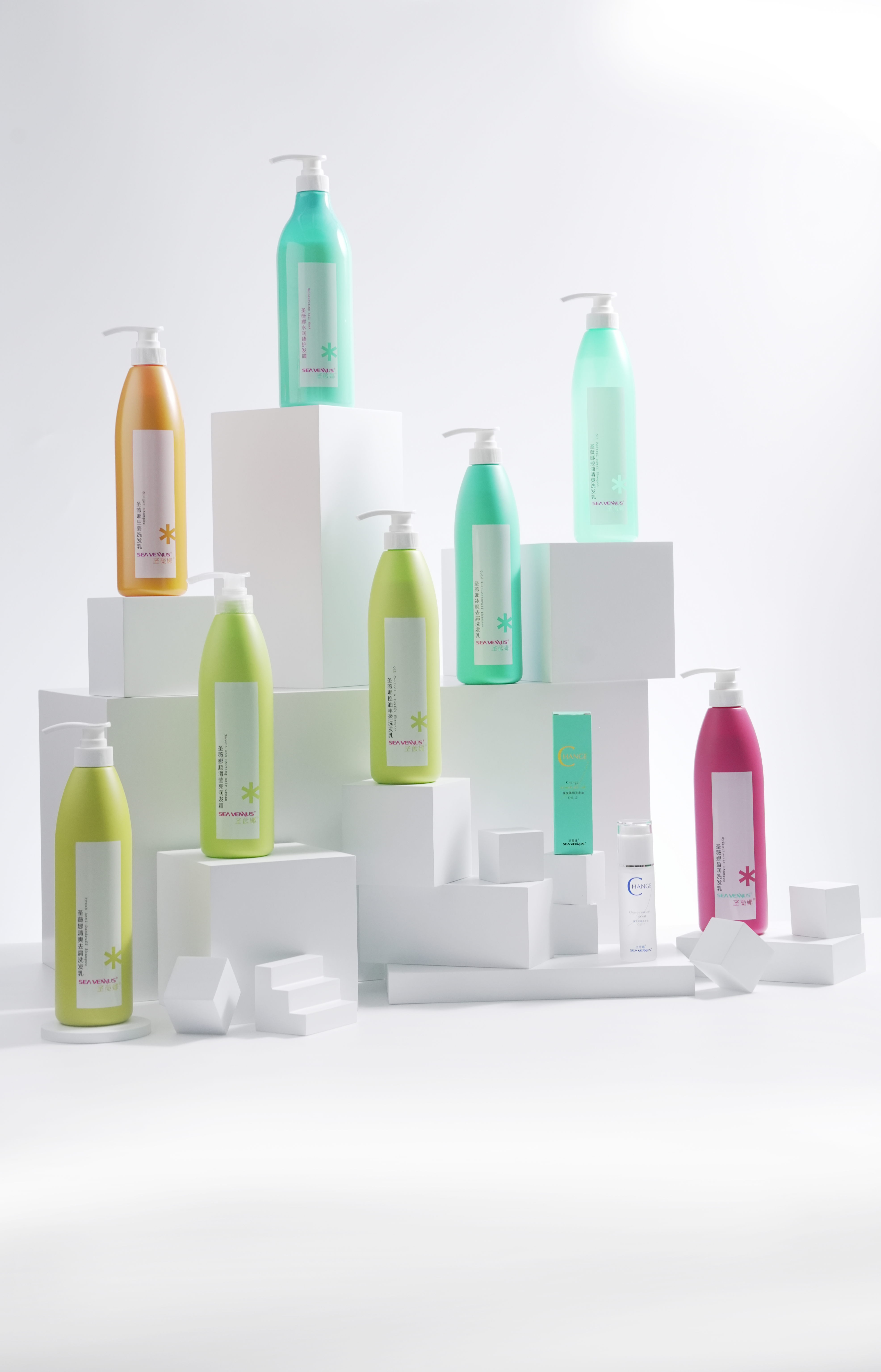 圣薇娜全家福（部分）_看圖王